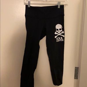 Black cropped Lululemon x Soul Cycle legging